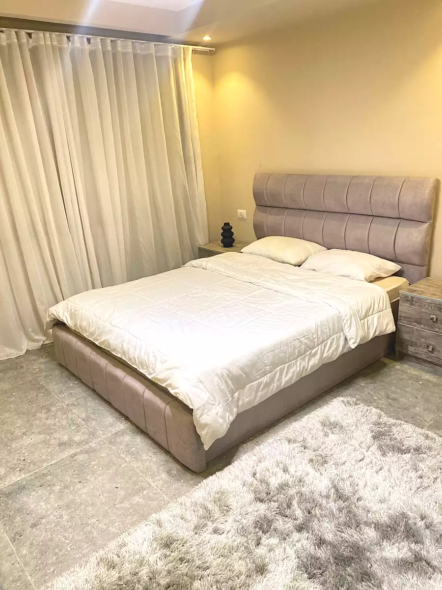 https://aqarmap.com.eg/ar/listing/7217065-for-rent-cairo-el-sheikh-zayed-city-compounds-beverly-hills