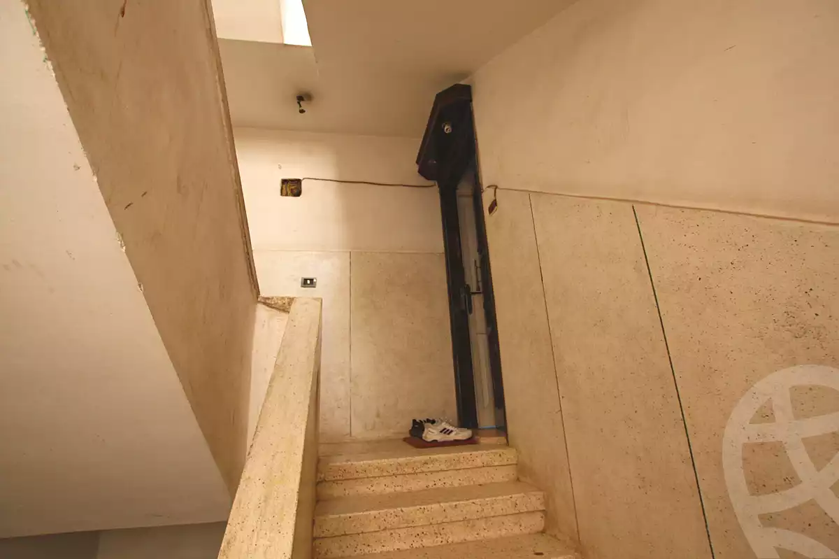 https://aqarmap.com.eg/ar/listing/7217066-for-sale-beheira-damanhour-damanhour-city-al-ramli-st