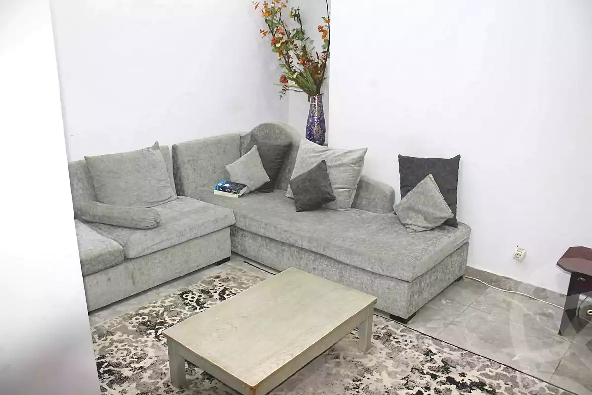 https://aqarmap.com.eg/ar/listing/7217224-for-rent-cairo-el-sheikh-zayed-city-el-hay-elawel-street-10