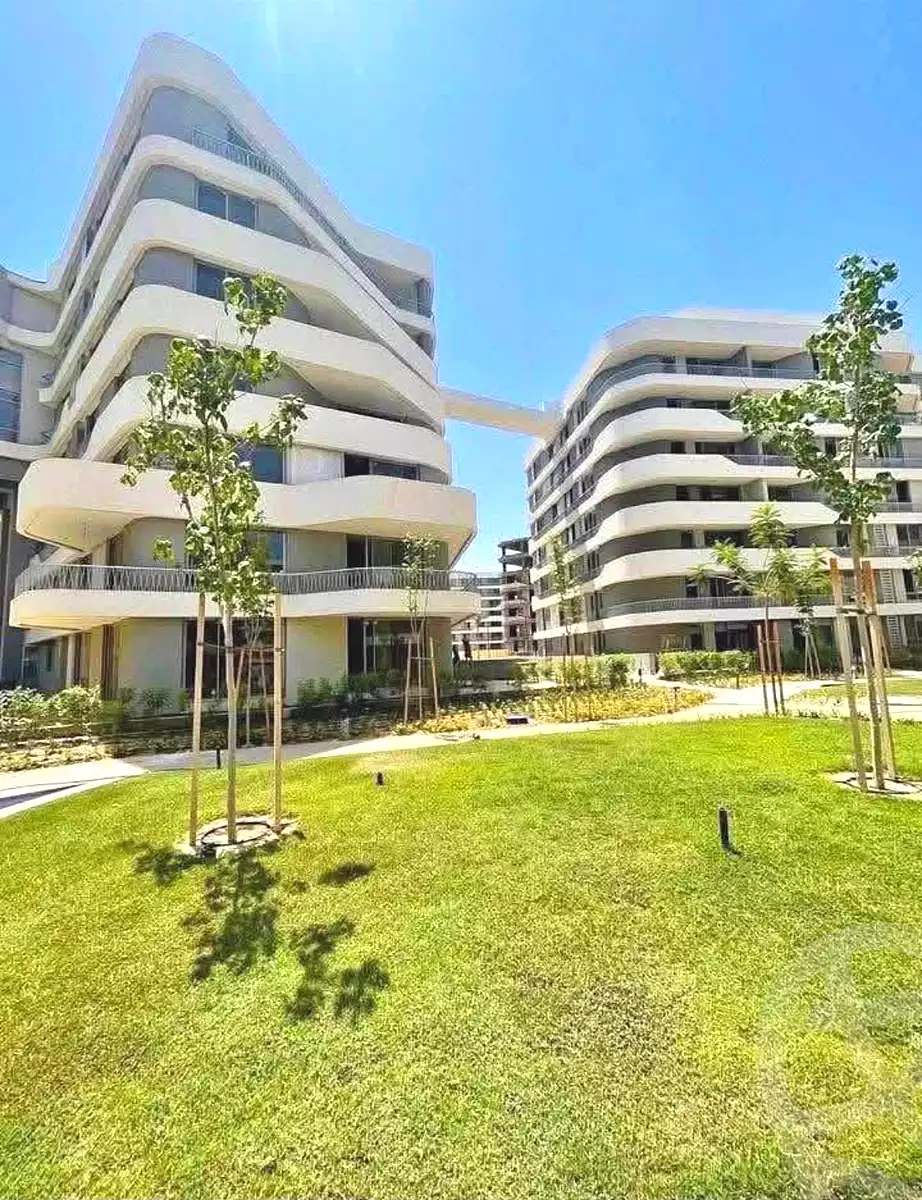 https://aqarmap.com.eg/en/listing/7217093-for-sale-cairo-new-cairo-lmstqbl-syty-compounds-bloomfields