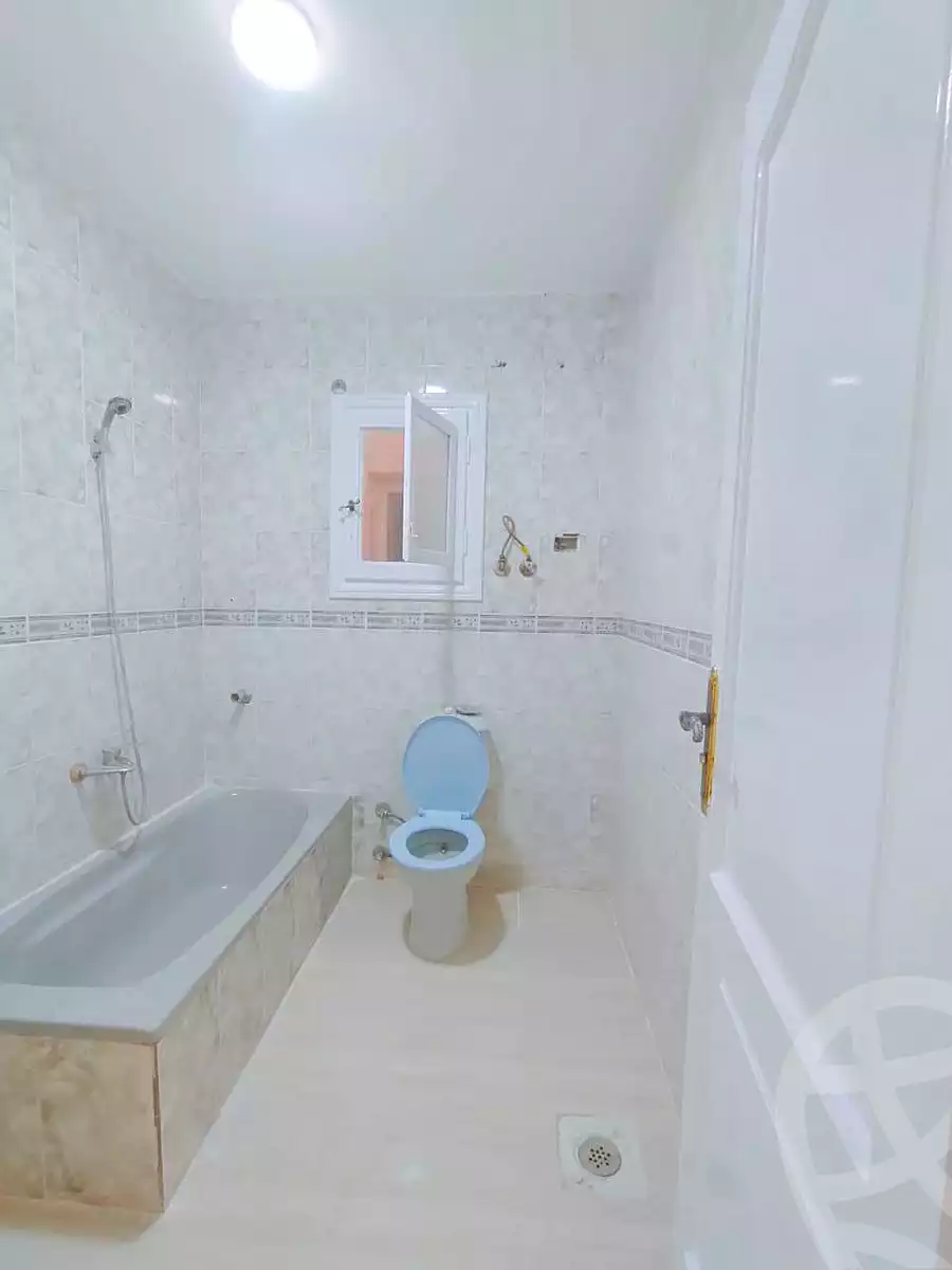 https://aqarmap.com.eg/en/listing/7217393-for-sale-alexandria-al-agamy