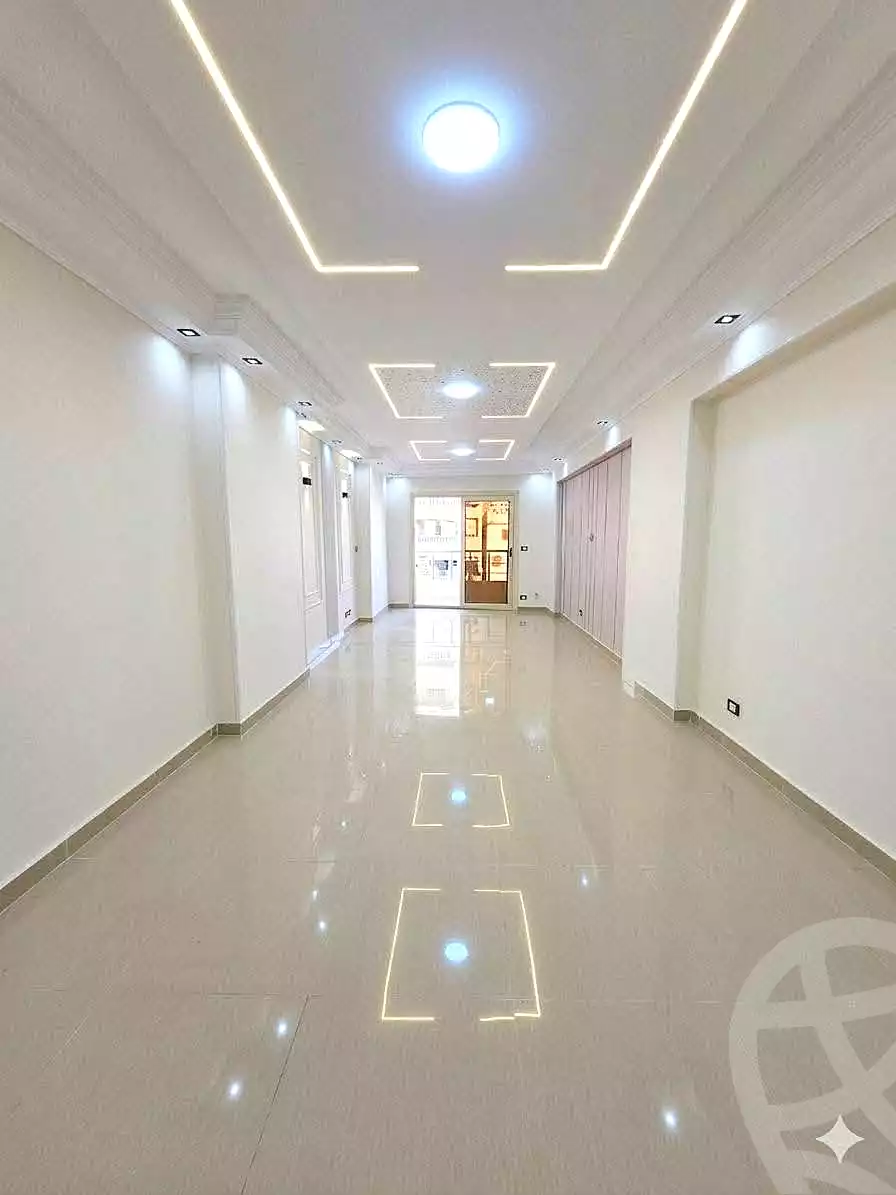 https://aqarmap.com.eg/ar/listing/7217543-for-sale-alexandria-sydy-bshr-sydy-bshr-bhry-shr-mhmwd-l-yswy