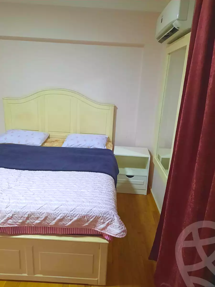 https://aqarmap.com.eg/ar/listing/7217709-for-sale-cairo-new-cairo-ganob-el-akadamiya-south-academy-o-el-sheikh-mostafa-ismael-st