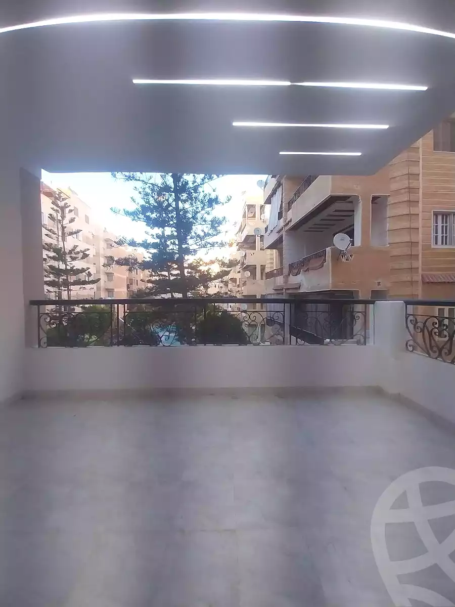 https://aqarmap.com.eg/ar/listing/7217926-for-sale-alexandria-al-agamy-shataa-el-nakheel