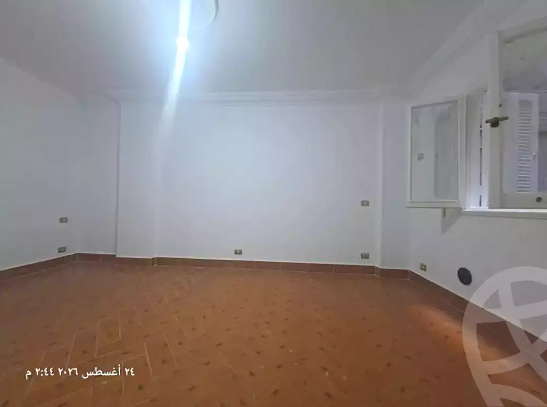 https://aqarmap.com.eg/ar/listing/7217971-for-sale-alexandria-sydy-bshr-sydy-bshr-bhry-shr-mhmwd-l-yswy
