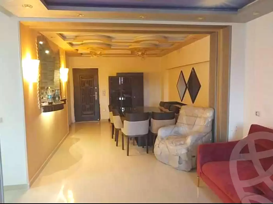 https://aqarmap.com.eg/ar/listing/7218027-for-sale-cairo-helwan-helwan-el-sharkeya-ryad-pasha-st