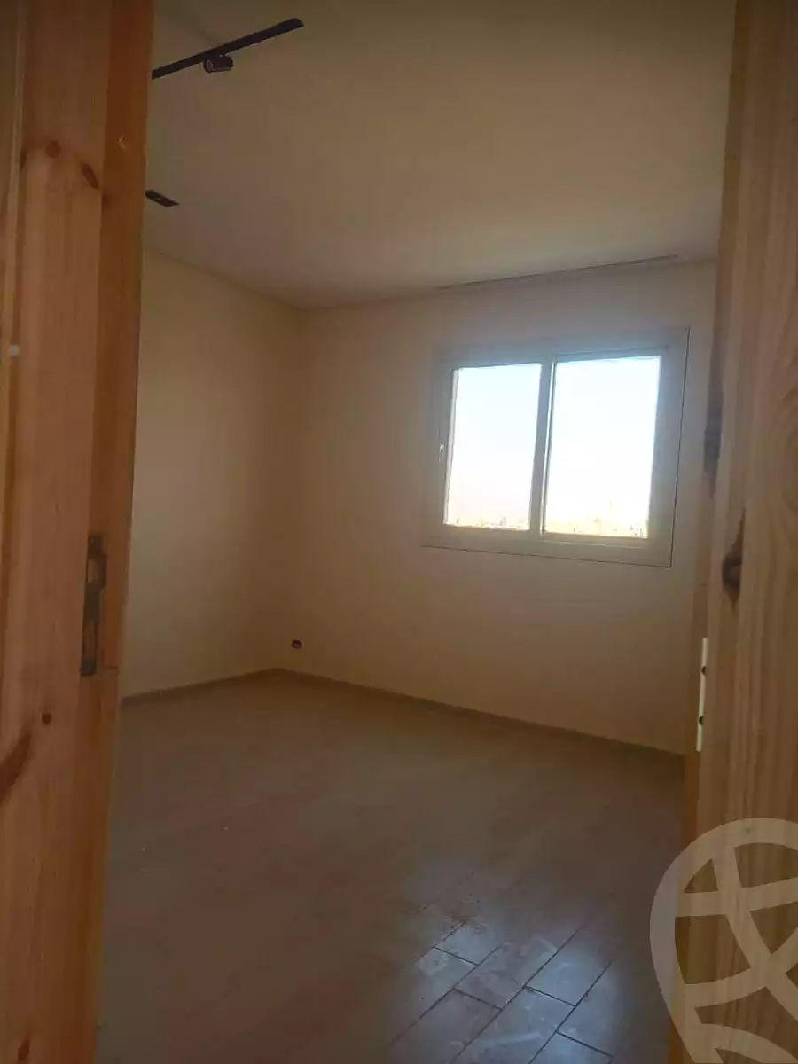 https://aqarmap.com.eg/en/listing/7218254-for-sale-cairo-new-cairo-compounds-el-mostashareen-compound