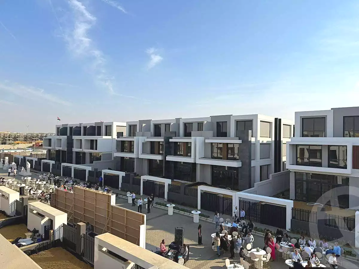 https://aqarmap.com.eg/en/listing/7218738-for-sale-cairo-new-cairo-compounds-el-patio-town-compound-la-vista