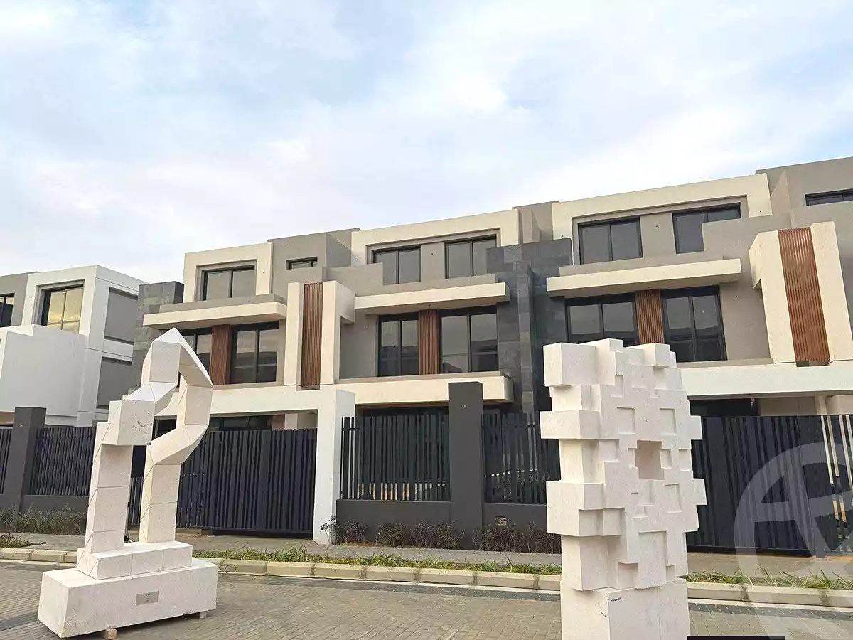 https://aqarmap.com.eg/ar/listing/7218753-for-sale-cairo-new-cairo-compounds-el-patio-town-compound-la-vista