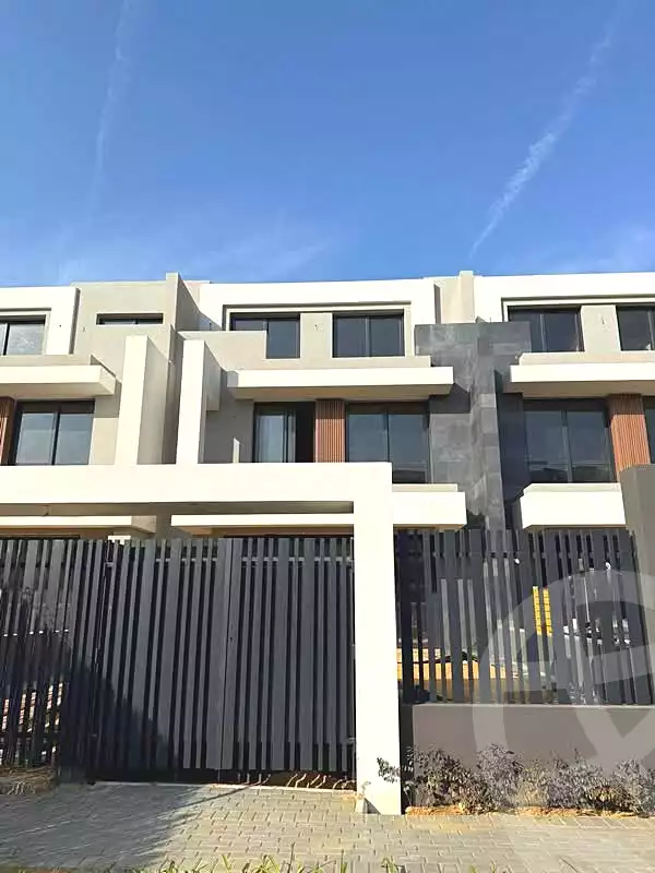 https://aqarmap.com.eg/en/listing/7218760-for-sale-cairo-new-cairo-compounds-el-patio-town-compound-la-vista
