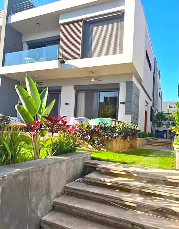 https://aqarmap.com.eg/en/listing/7218760-for-sale-cairo-new-cairo-compounds-el-patio-town-compound-la-vista