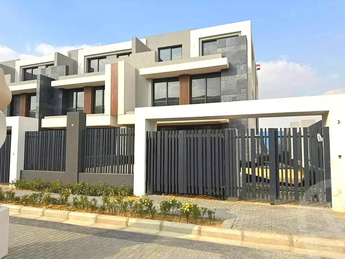 https://aqarmap.com.eg/en/listing/7218762-for-sale-cairo-new-cairo-compounds-el-patio-town-compound-la-vista