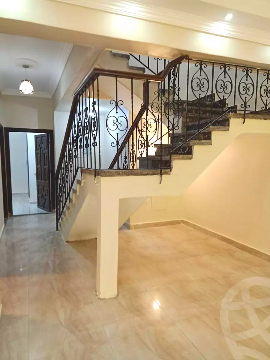 https://aqarmap.com.eg/ar/listing/7218817-for-sale-cairo-new-cairo-el-yassamin-el-yasmeen-7-ahmed-shawqi-st
