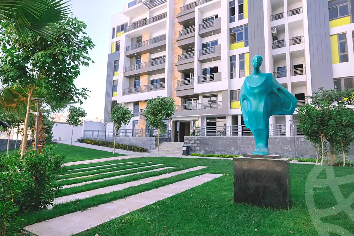 https://aqarmap.com.eg/ar/listing/7219286-for-sale-cairo-new-cairo-compounds-dh-ykwn-ryzdns-styl-hwm