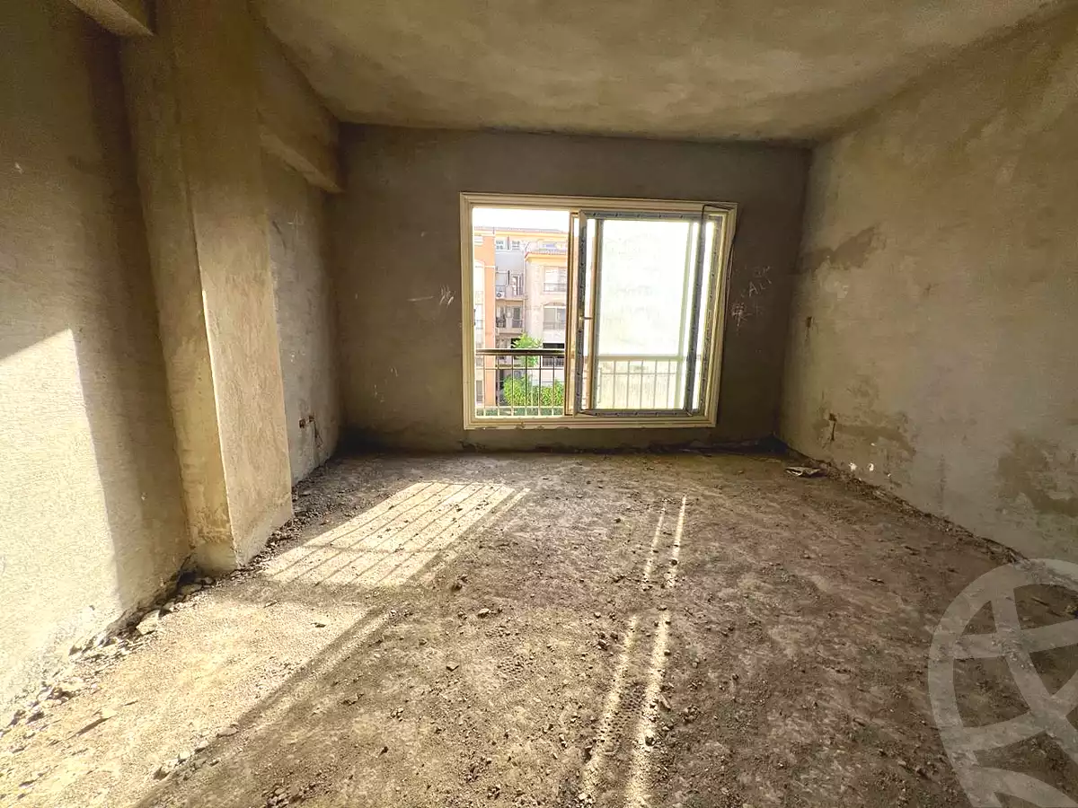 https://aqarmap.com.eg/ar/listing/7219337-for-sale-cairo-new-cairo-compounds-stwn-ryzydns-by-ar-y-llttwyr
