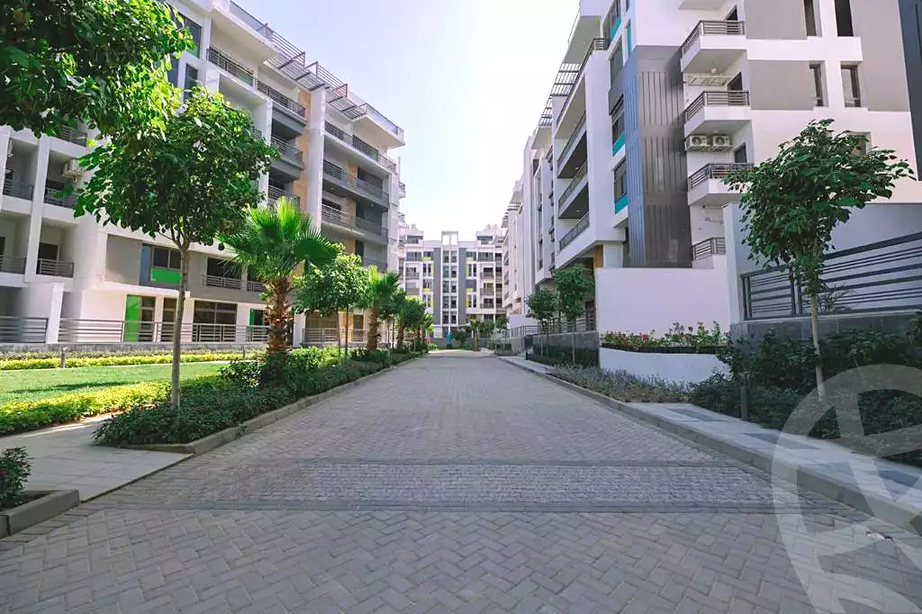 https://aqarmap.com.eg/ar/listing/7219395-for-sale-cairo-new-cairo-compounds-the-icon-gardens-compound-style-home