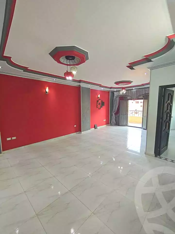 https://aqarmap.com.eg/ar/listing/7219631-for-sale-cairo-helwan-hadayek-helwan-el-khashab-canal