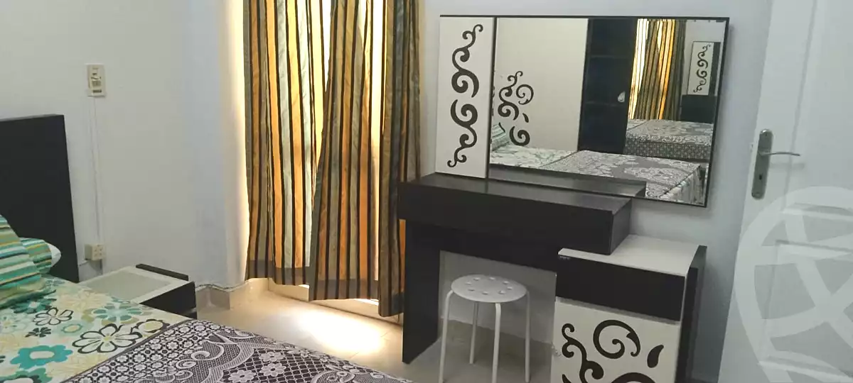 https://aqarmap.com.eg/ar/listing/7219801-for-sale-cairo-el-sheikh-zayed-city-el-hay-el-rabeaa-al-mostakbal-st
