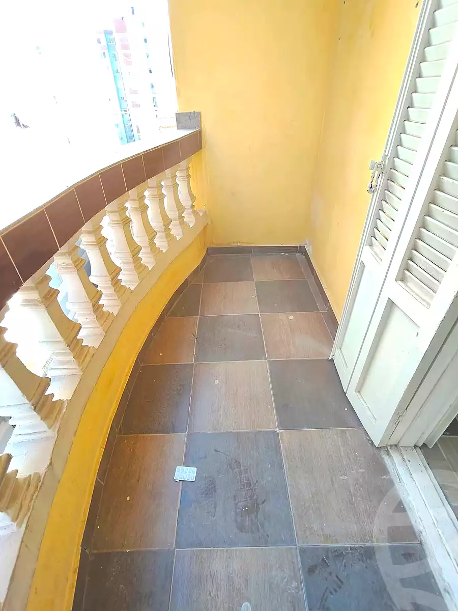 https://aqarmap.com.eg/ar/listing/7219806-for-sale-alexandria-el-mandara-alex-el-mandara-bahri-sidi-kamal-st