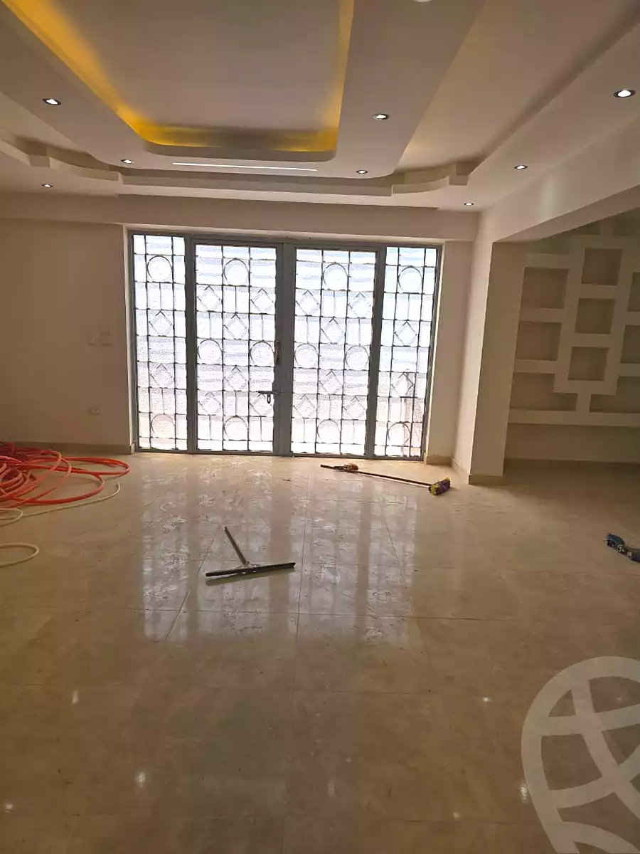 https://aqarmap.com.eg/ar/listing/7219821-for-rent-cairo-6th-of-october-hadaeq-october-compounds-el-rayat-residence