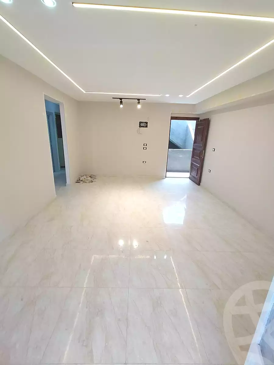 https://aqarmap.com.eg/ar/listing/7219888-for-sale-alexandria-new-miami-eskot