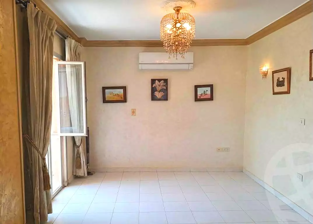 https://aqarmap.com.eg/en/listing/7220073-for-sale-cairo-new-cairo-lrhb-city-phase-1-youssef-el-sebaey-st