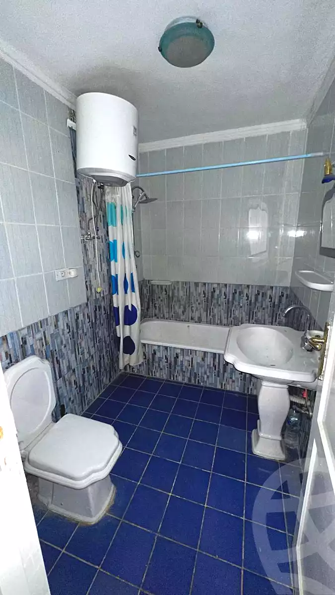 https://aqarmap.com.eg/en/listing/7220073-for-sale-cairo-new-cairo-lrhb-city-phase-1-youssef-el-sebaey-st