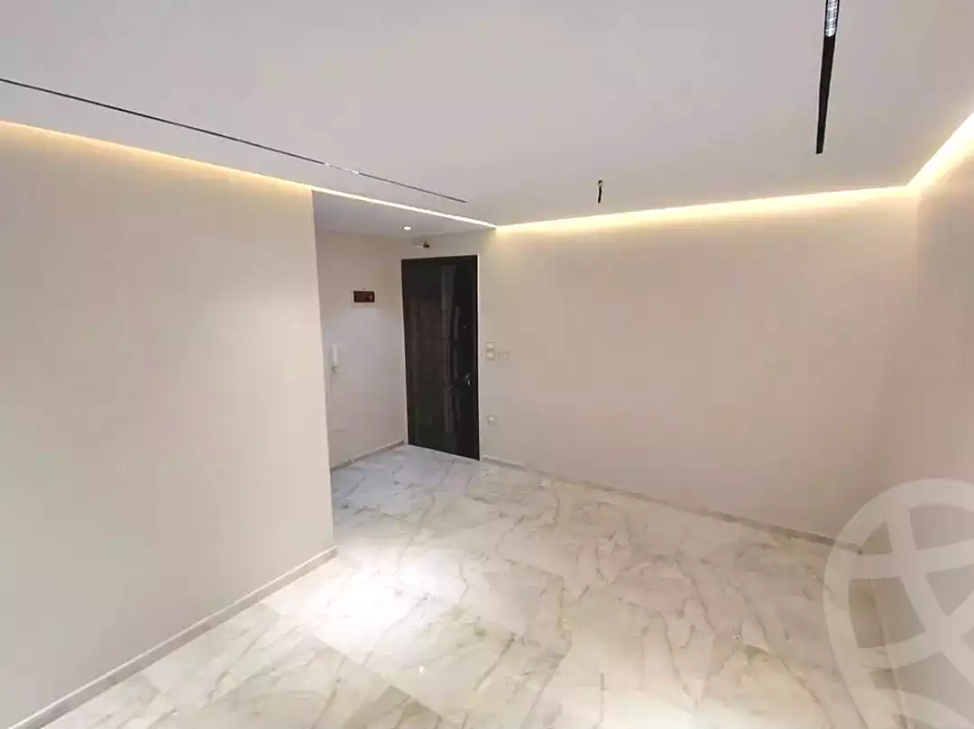 https://aqarmap.com.eg/ar/listing/7220287-for-rent-alexandria-moharram-bey