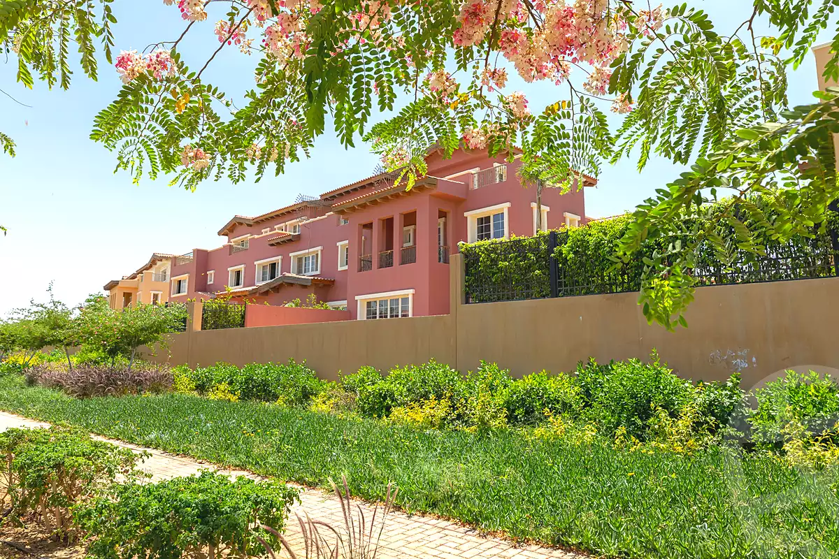https://aqarmap.com.eg/ar/listing/6841158-for-sale-cairo-new-cairo-compounds-hyde-park-greens-hyde-park-compound