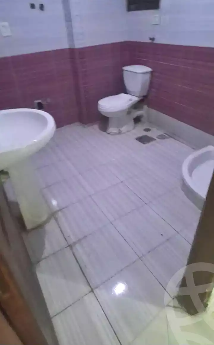 https://aqarmap.com.eg/ar/listing/7220593-for-rent-alexandria-al-agamy-lbytsh