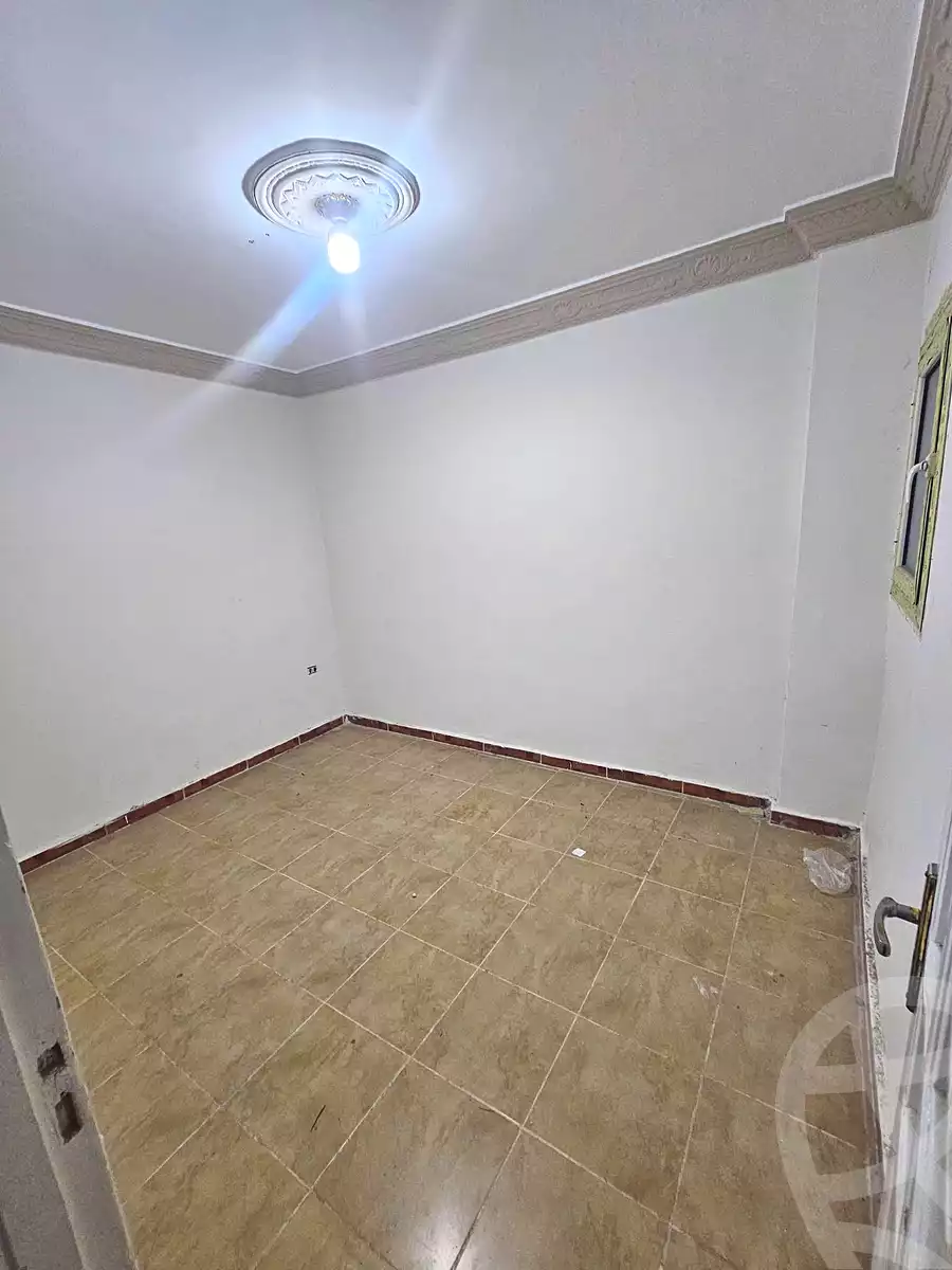 https://aqarmap.com.eg/ar/listing/7220748-for-sale-alexandria-al-agamy-el-hanouvel-radwan-st