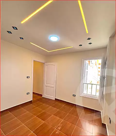 https://aqarmap.com.eg/ar/listing/7220841-for-sale-alexandria-miami-street-56