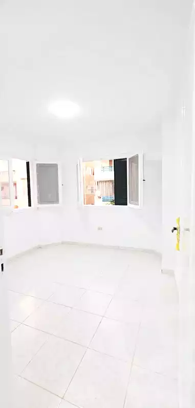 https://aqarmap.com.eg/ar/listing/7221007-for-sale-alexandria-al-agamy-shataa-el-nakheel