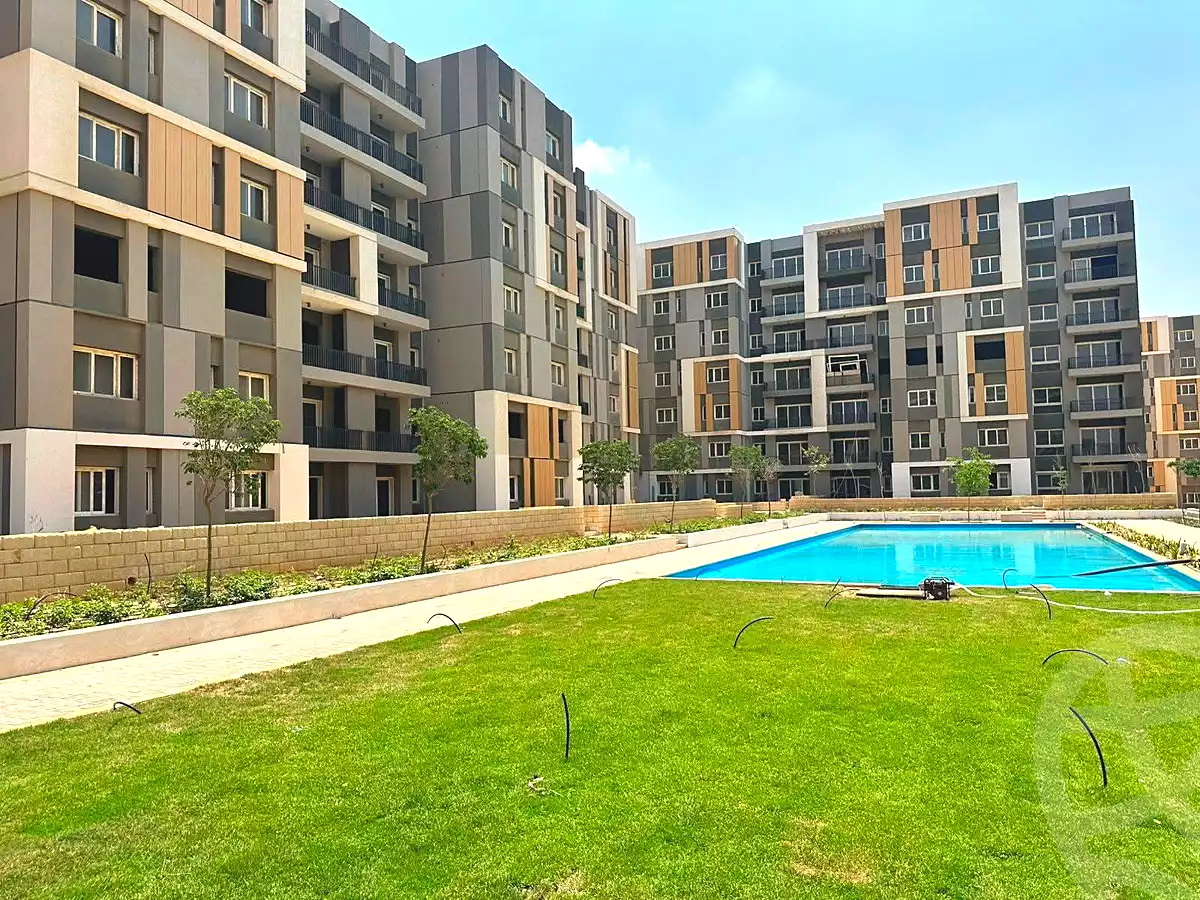 https://aqarmap.com.eg/ar/listing/7221061-for-sale-cairo-new-cairo-lmstqbl-syty-compounds-park-226-haptown-hassan-allam