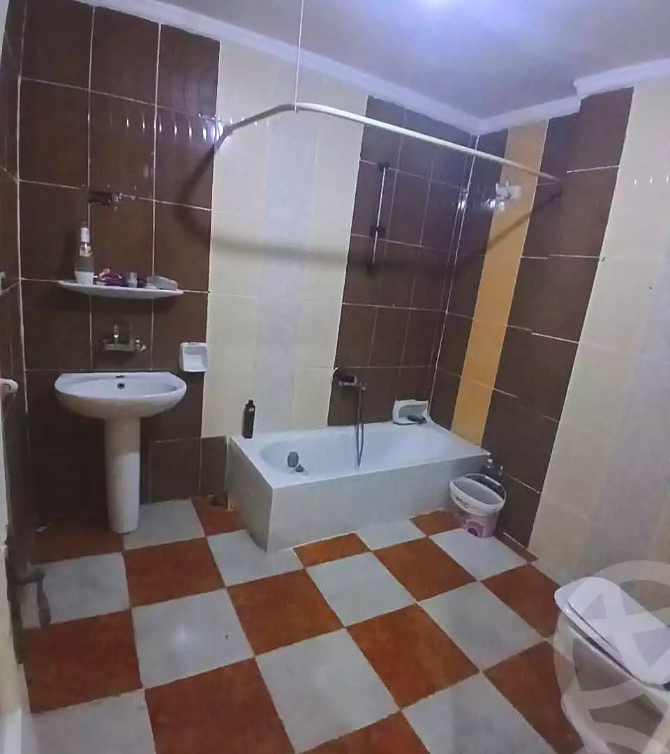 https://aqarmap.com.eg/en/listing/7221086-for-sale-alexandria-el-mandara-alex-el-mandara-bahri-sidi-kamal-st