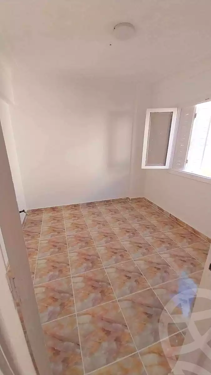 https://aqarmap.com.eg/ar/listing/7221111-for-sale-alexandria-al-agamy-shataa-el-nakheel