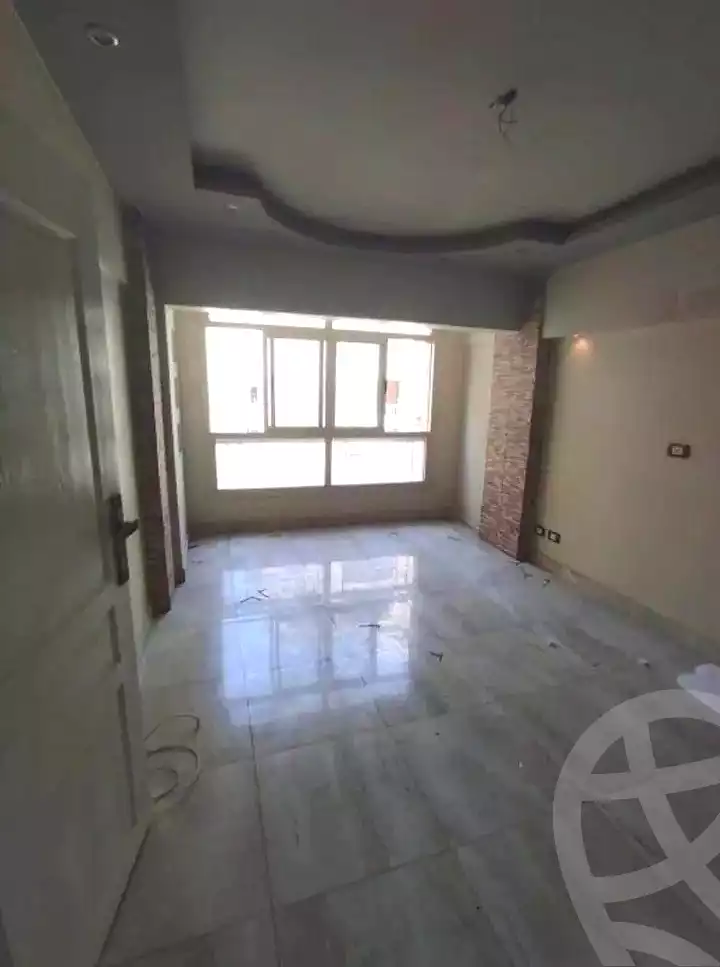 https://aqarmap.com.eg/ar/listing/7221251-for-rent-alexandria-moharram-bey