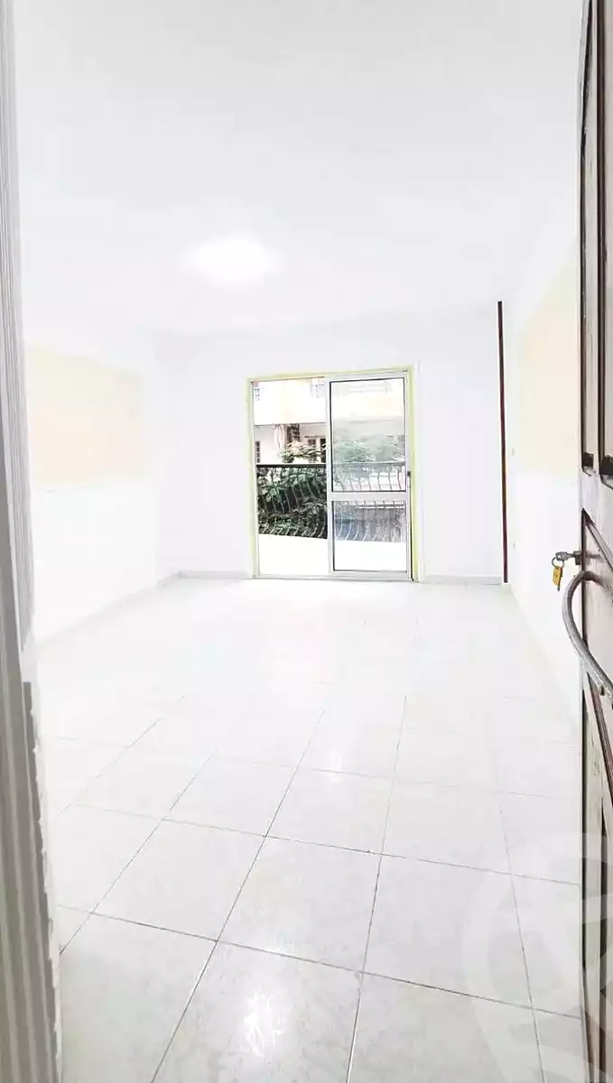 https://aqarmap.com.eg/ar/listing/7221384-for-sale-alexandria-al-agamy-shataa-el-nakheel