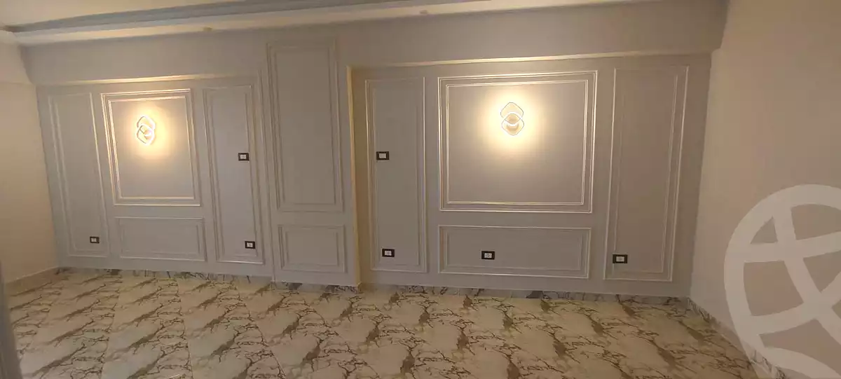 https://aqarmap.com.eg/ar/listing/7221428-for-sale-alexandria-al-agamy-el-hanouvel-el-kholafaa-el-rashdeen-st