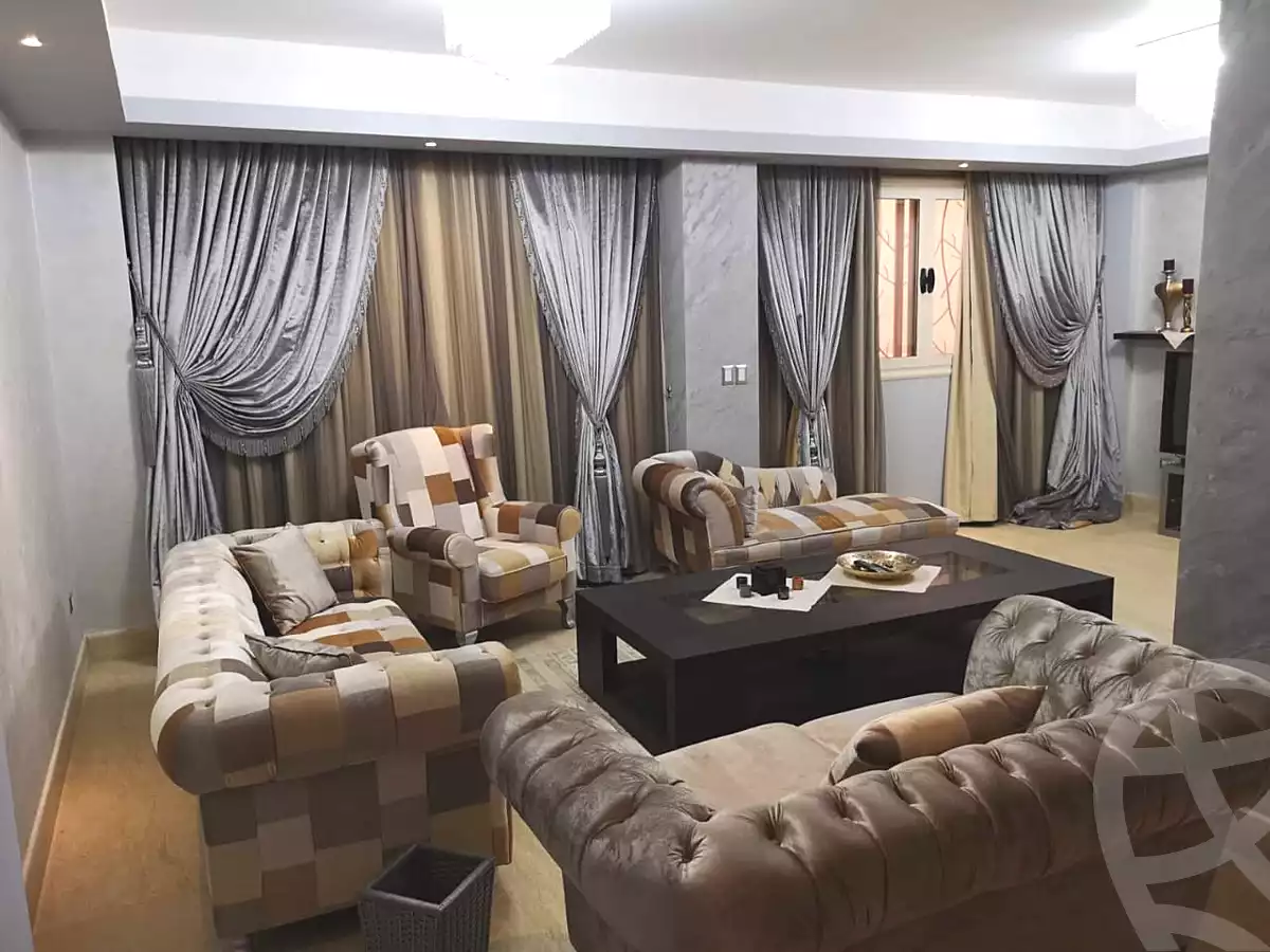 https://aqarmap.com.eg/ar/listing/7221607-for-sale-cairo-new-cairo-compounds-kmbwnd-lnkhyl