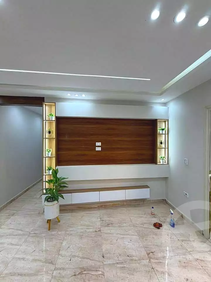 https://aqarmap.com.eg/ar/listing/7221708-for-sale-cairo-hadayek-el-ahram-mntq-h
