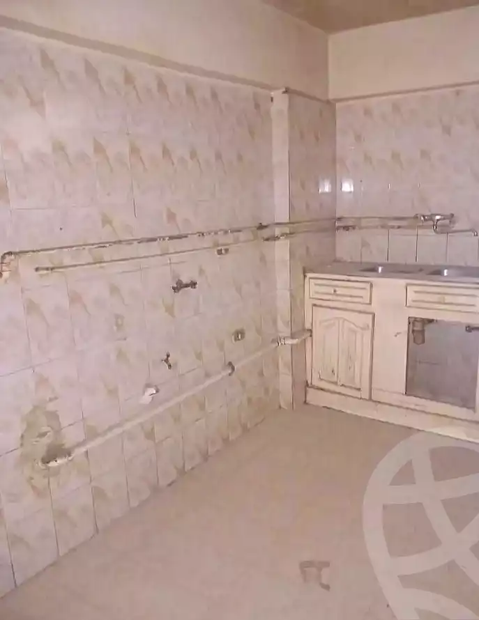 https://aqarmap.com.eg/ar/listing/7221828-for-sale-alexandria-al-agamy-lbytsh-princess-st
