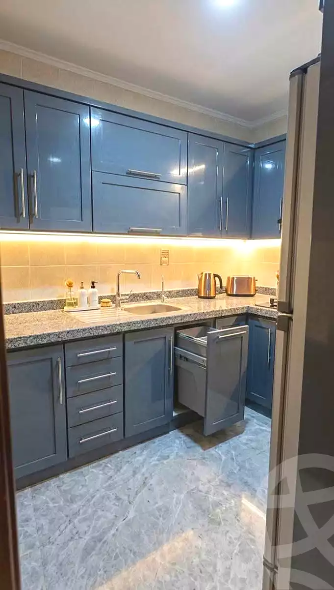 https://aqarmap.com.eg/en/listing/7221878-for-sale-cairo-helwan-ahmed-enci-st