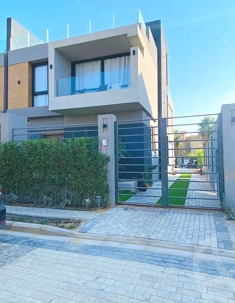 https://aqarmap.com.eg/en/listing/7221983-for-sale-cairo-new-cairo-compounds-el-patio-town-compound-la-vista