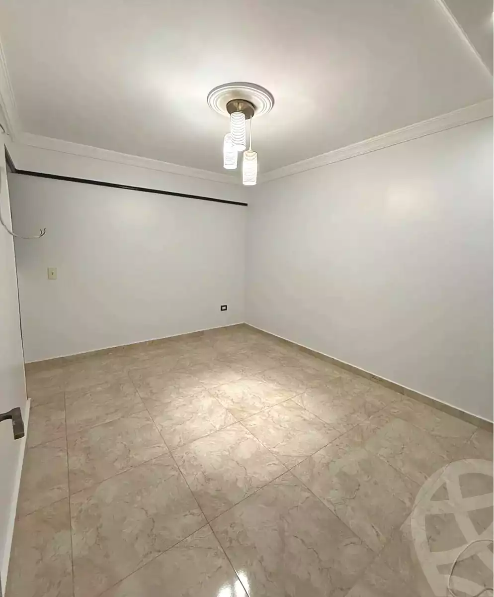 https://aqarmap.com.eg/ar/listing/7222196-for-sale-alexandria-el-mandara-shr-jml-bd-lnsr