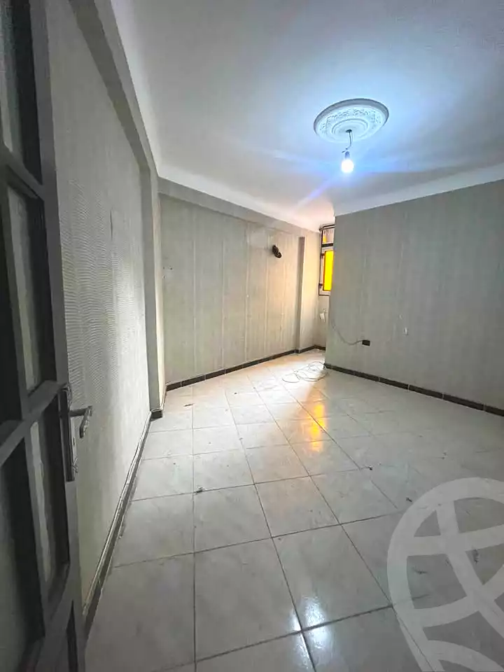 https://aqarmap.com.eg/ar/listing/7222266-for-sale-alexandria-sydy-bshr-sydy-bshr-bhry-shr-khld-bn-lwlyd
