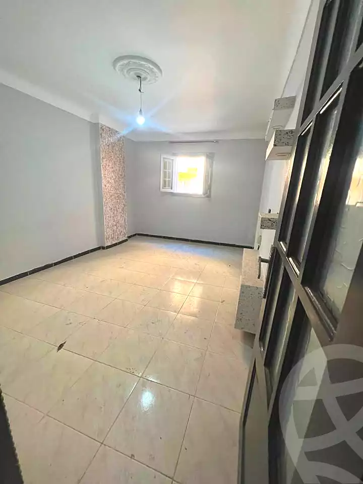 https://aqarmap.com.eg/ar/listing/7222266-for-sale-alexandria-sydy-bshr-sydy-bshr-bhry-shr-khld-bn-lwlyd