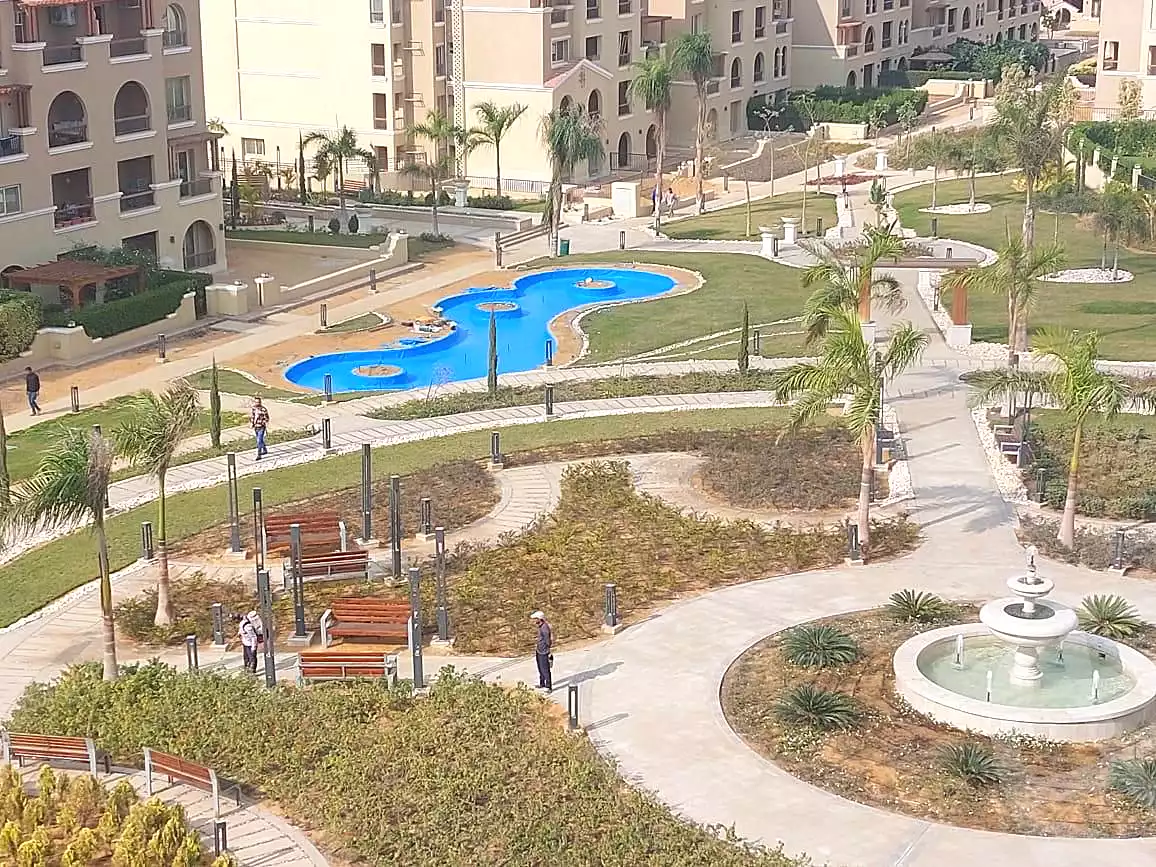 https://aqarmap.com.eg/ar/listing/7222692-for-sale-cairo-el-shorouk-compounds-yfy-ryzydns