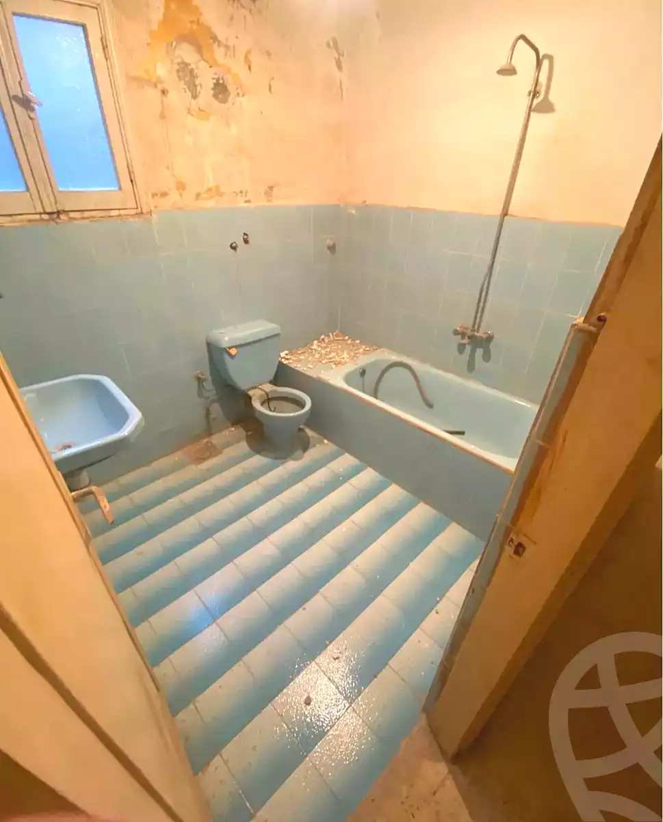 https://aqarmap.com.eg/ar/listing/7222723-for-sale-alexandria-ganaklis