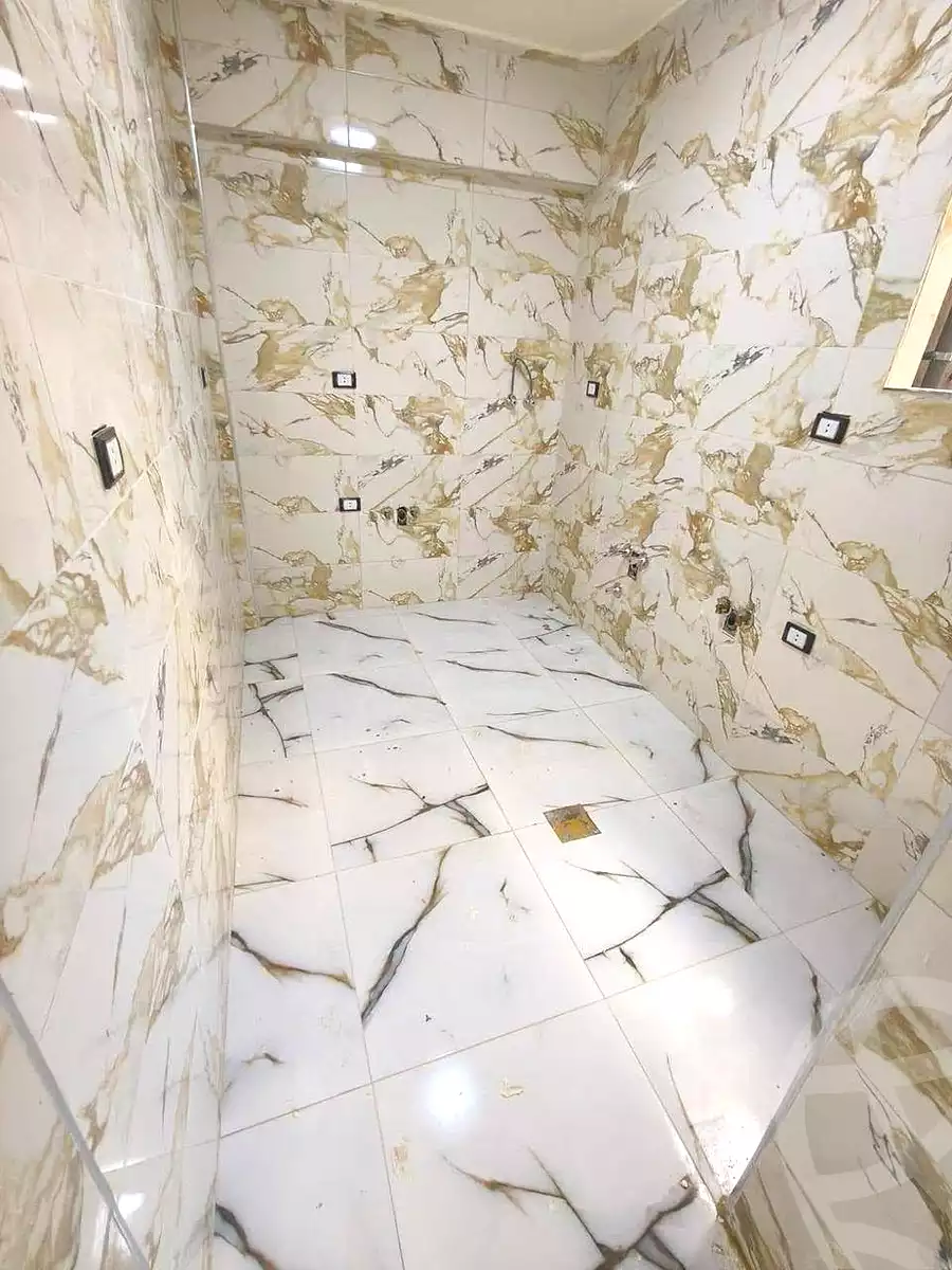 https://aqarmap.com.eg/en/listing/7222999-for-sale-alexandria-lsywf-el-falki